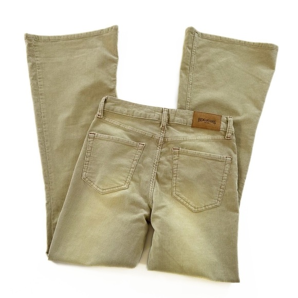 Urban Outfitters BDG Distressed Yellow Corduroy Flare Jeans Pants Womens 27 - Picture 5 of 5